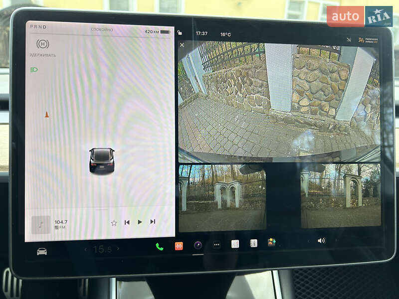 Седан Tesla Model 3 2018 в Львове