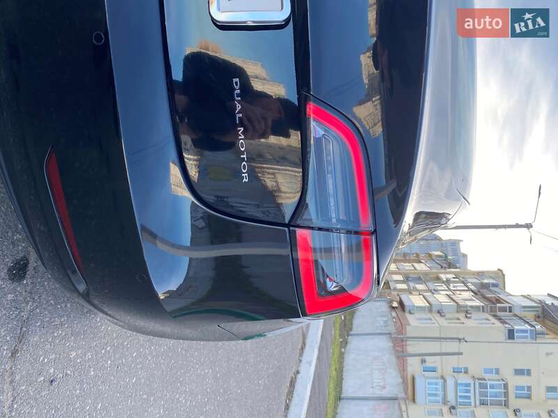 Седан Tesla Model 3 2019 в Одесі