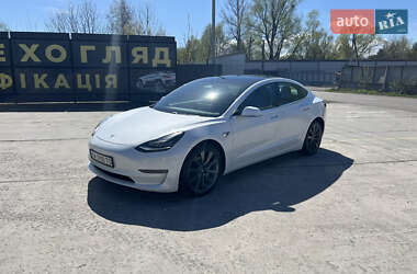 Седан Tesla Model 3 2019 в 
