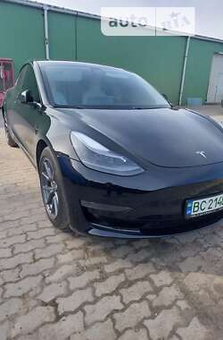 Седан Tesla Model 3 2021 в Яворове