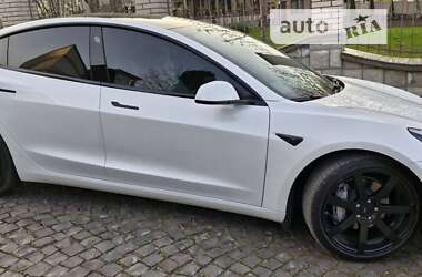 Седан Tesla Model 3 2019 в Николаеве