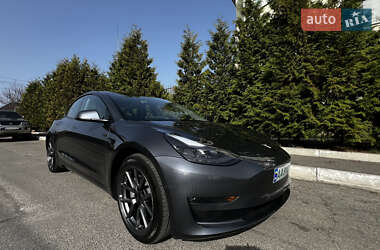 Седан Tesla Model 3 2022 в Киеве