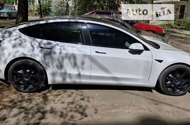 Седан Tesla Model 3 2019 в Николаеве