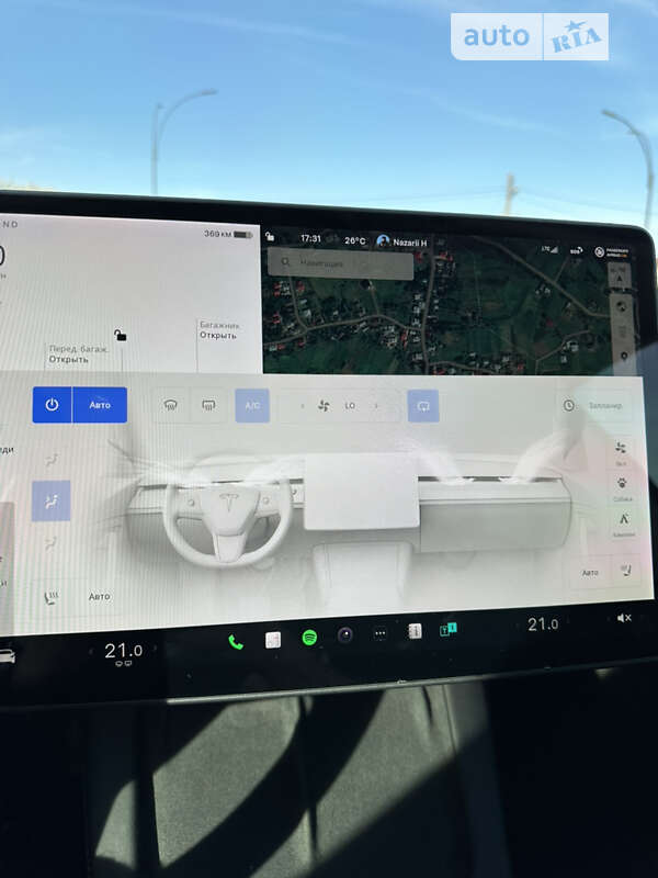 Седан Tesla Model 3 2021 в Снятине