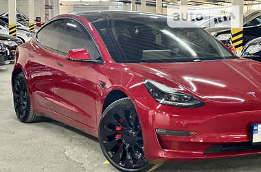 Седан Tesla Model 3 2021 в Одессе