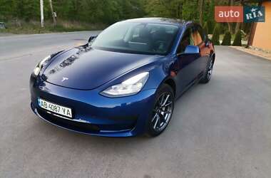 Седан Tesla Model 3 2021 в Виннице