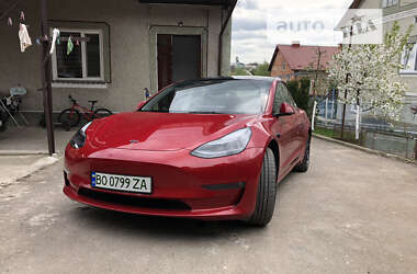 Седан Tesla Model 3 2021 в Тернополі