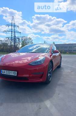 Седан Tesla Model 3 2023 в Киеве