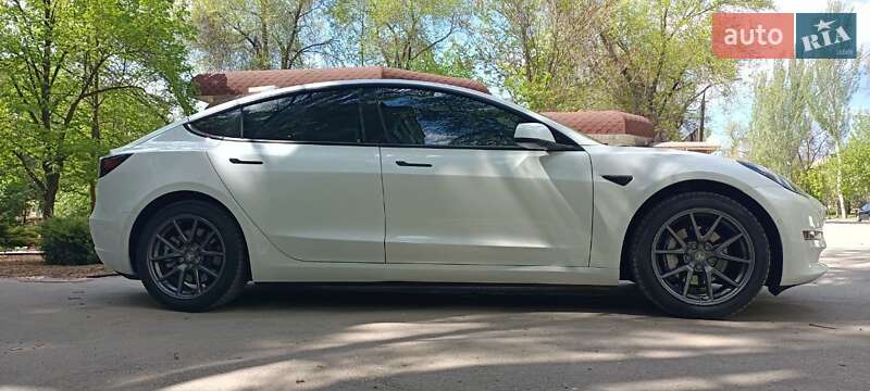 Седан Tesla Model 3 2021 в Запоріжжі фото 5 Седан Tesla Model 3 2021 в Запоріжжі