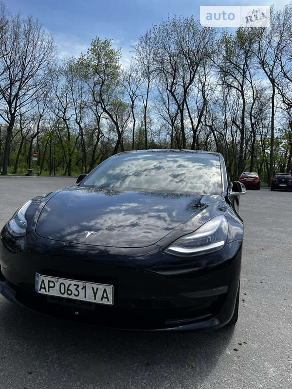 Седан Tesla Model 3 2019 в Запоріжжі