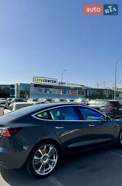 Седан Tesla Model 3 2019 в Одессе