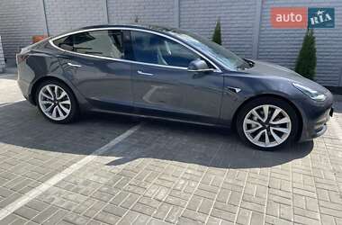 Седан Tesla Model 3 2019 в Харкові