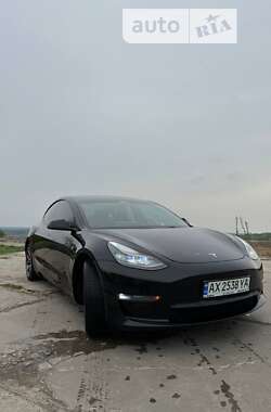 Седан Tesla Model 3 2021 в Богодухове