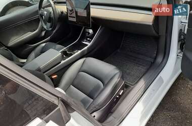 Седан Tesla Model 3 2018 в Запорожье