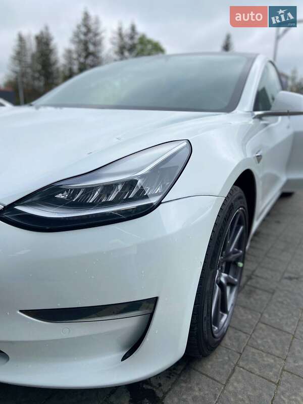 Седан Tesla Model 3 2019 в Самборе фото 10 Седан Tesla Model 3 2019 в Самборе