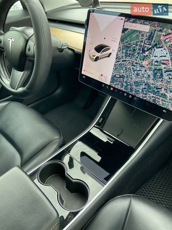 Седан Tesla Model 3 2019 в Самборе фото 16 Седан Tesla Model 3 2019 в Самборе