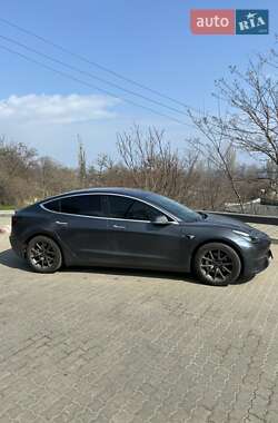 Седан Tesla Model 3 2018 в Одессе