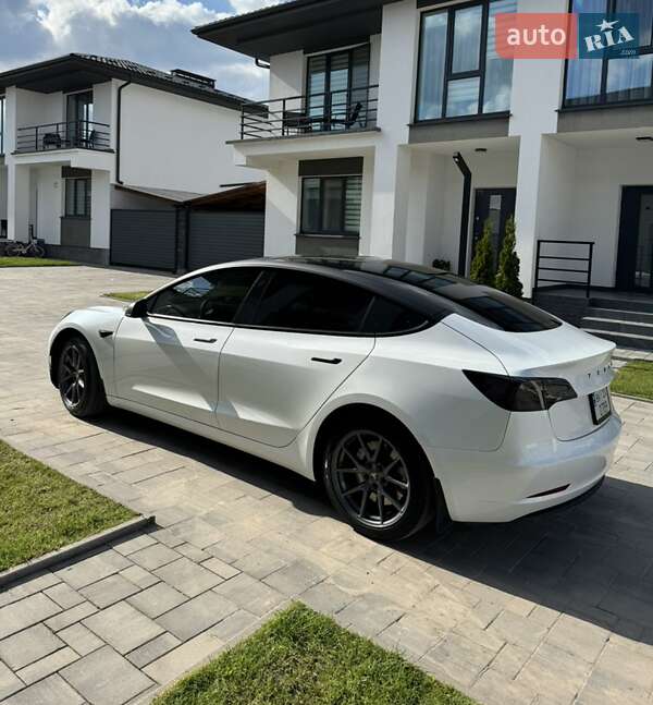 Седан Tesla Model 3 2022 в Ровно фото 7 Седан Tesla Model 3 2022 в Ровно