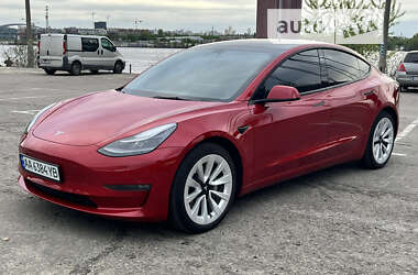 Седан Tesla Model 3 2022 в Києві