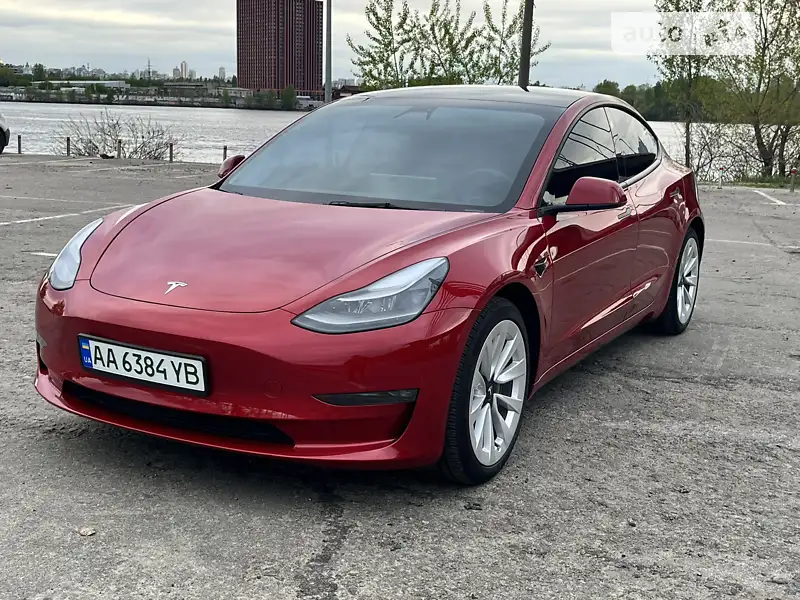 Tesla Model 3 2022