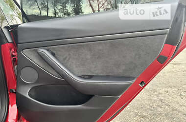 Седан Tesla Model 3 2022 в Києві