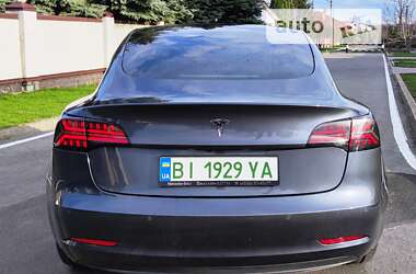 Седан Tesla Model 3 2022 в Полтаві