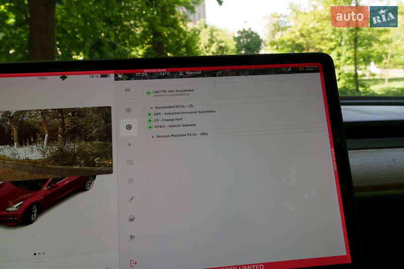 Седан Tesla Model 3 2018 в Львові фото 64 Седан Tesla Model 3 2018 в Львові