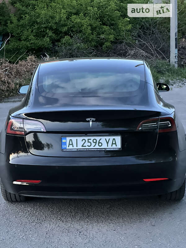 Седан Tesla Model 3 2019 в Києві
