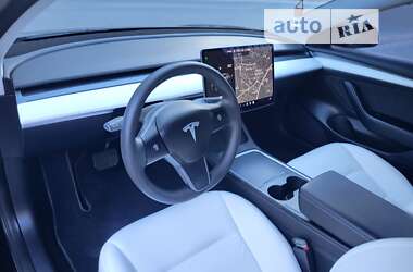 Седан Tesla Model 3 2021 в Запоріжжі