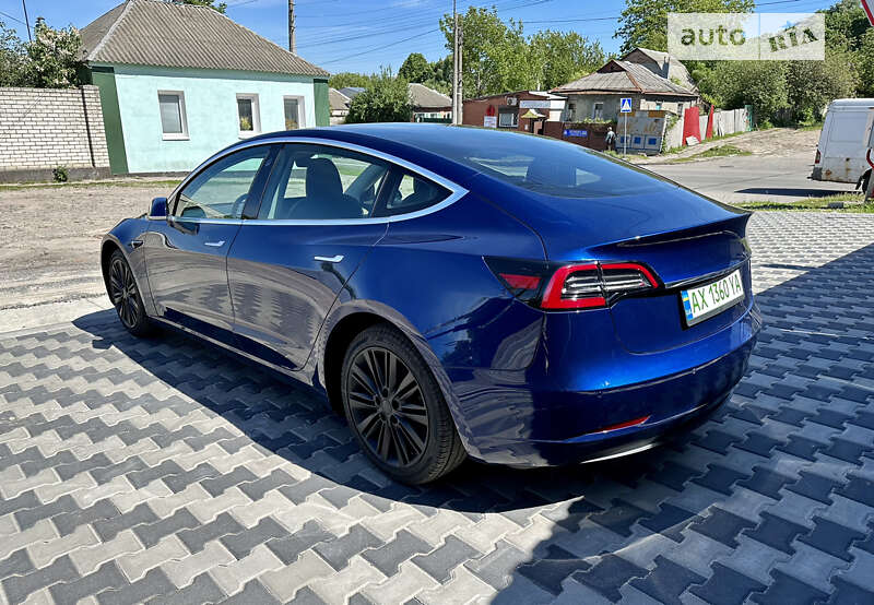 Седан Tesla Model 3 2019 в Харькове