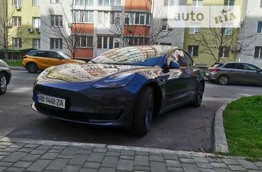 Седан Tesla Model 3 2023 в Вінниці