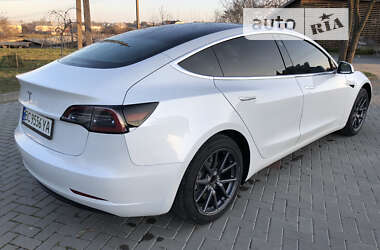 Седан Tesla Model 3 2019 в Золочеве