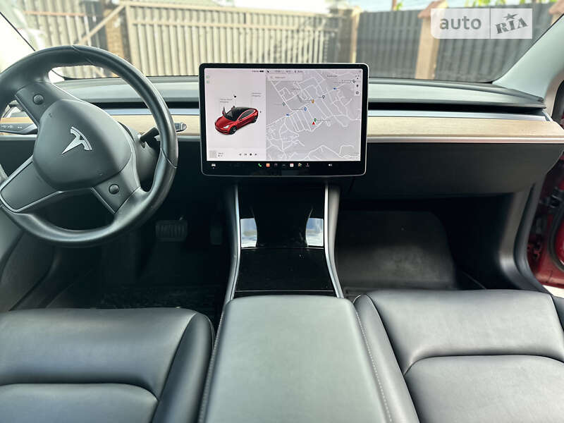 Седан Tesla Model 3 2018 в Черновцах фото 37 Седан Tesla Model 3 2018 в Черновцах