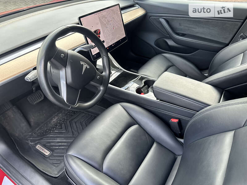 Седан Tesla Model 3 2018 в Черновцах фото 42 Седан Tesla Model 3 2018 в Черновцах