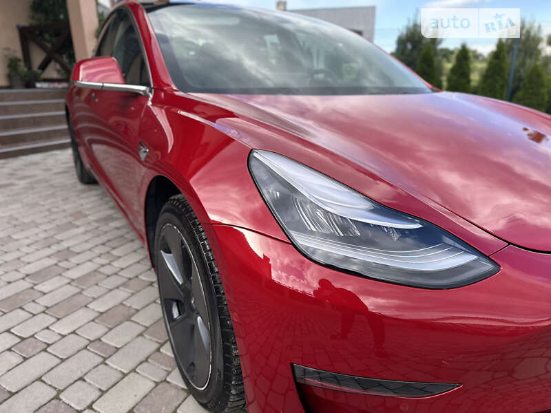 Седан Tesla Model 3 2018 в Черновцах фото 50 Седан Tesla Model 3 2018 в Черновцах