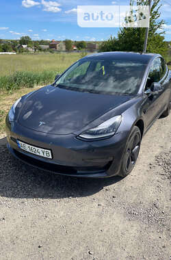 Седан Tesla Model 3 2019 в Дніпрі