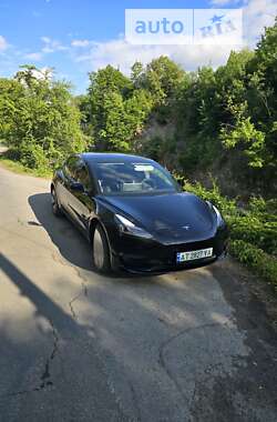 Седан Tesla Model 3 2021 в Івано-Франківську