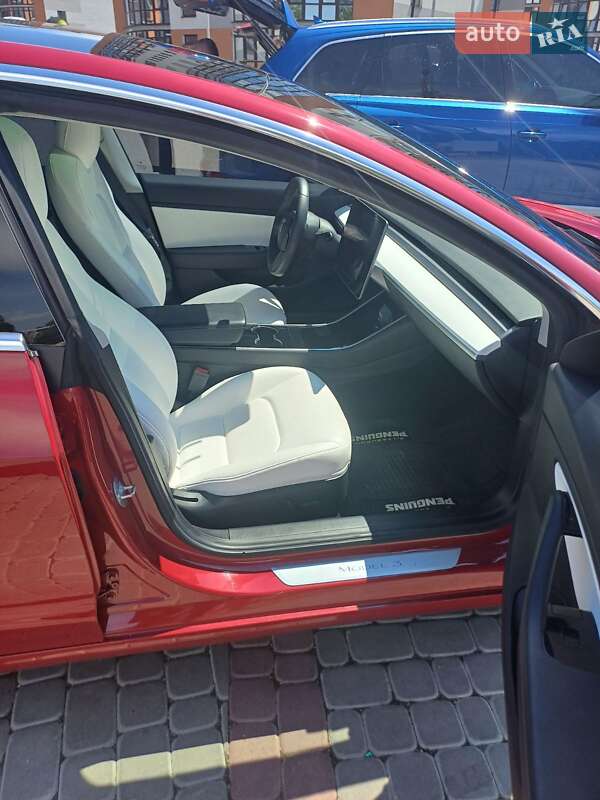 Седан Tesla Model 3 2019 в Ивано-Франковске фото 19 Седан Tesla Model 3 2019 в Ивано-Франковске