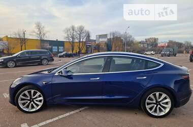 Седан Tesla Model 3 2019 в Вінниці