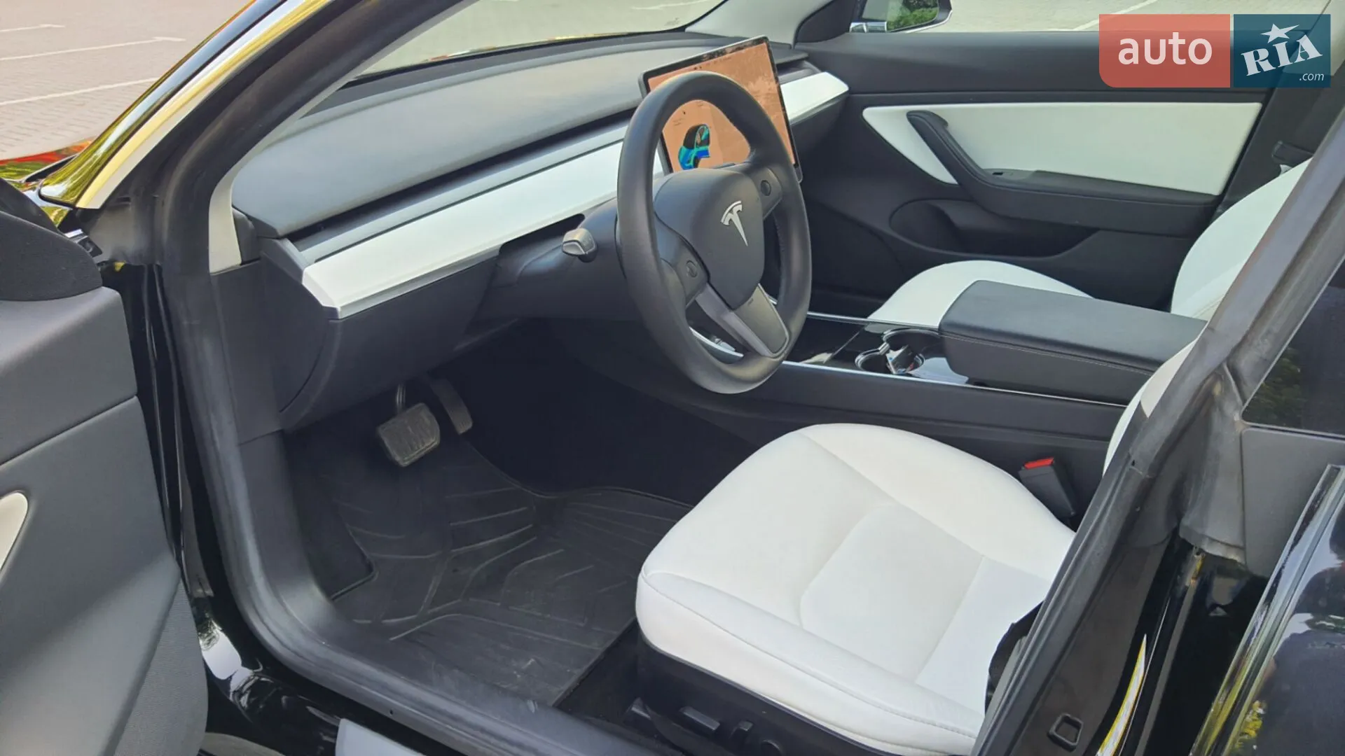 2020 Tesla Model 3 - мініатюра 10