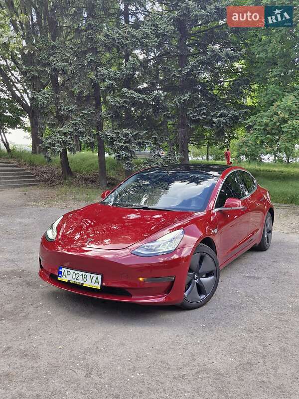 Седан Tesla Model 3 2019 в Дніпрі