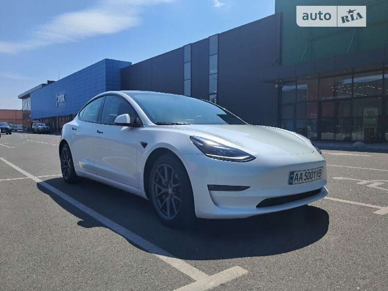 Седан Tesla Model 3 2022 в Києві фото 3 Седан Tesla Model 3 2022 в Києві