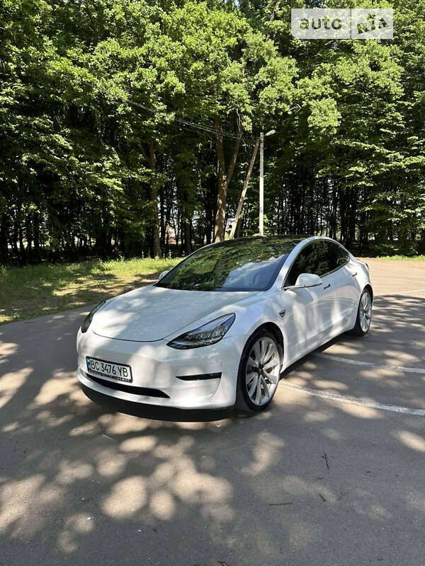 Tesla Model 3 2018 Tesla Model 3 2018
