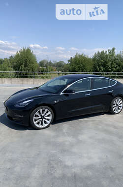 Седан Tesla Model 3 2019 в Києві