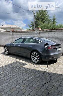 Седан Tesla Model 3 2019 в Києві