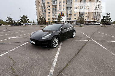 Седан Tesla Model 3 2019 в 