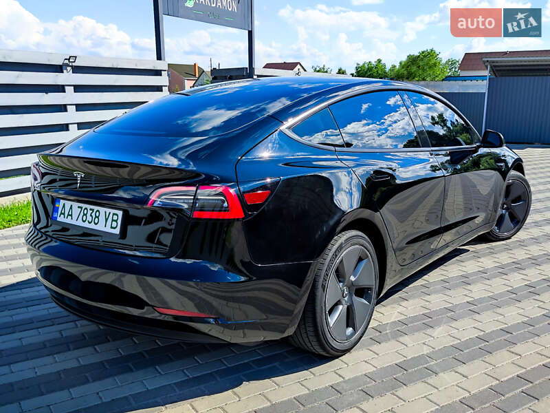 Седан Tesla Model 3 2021 в Киеве фото 7 Седан Tesla Model 3 2021 в Киеве