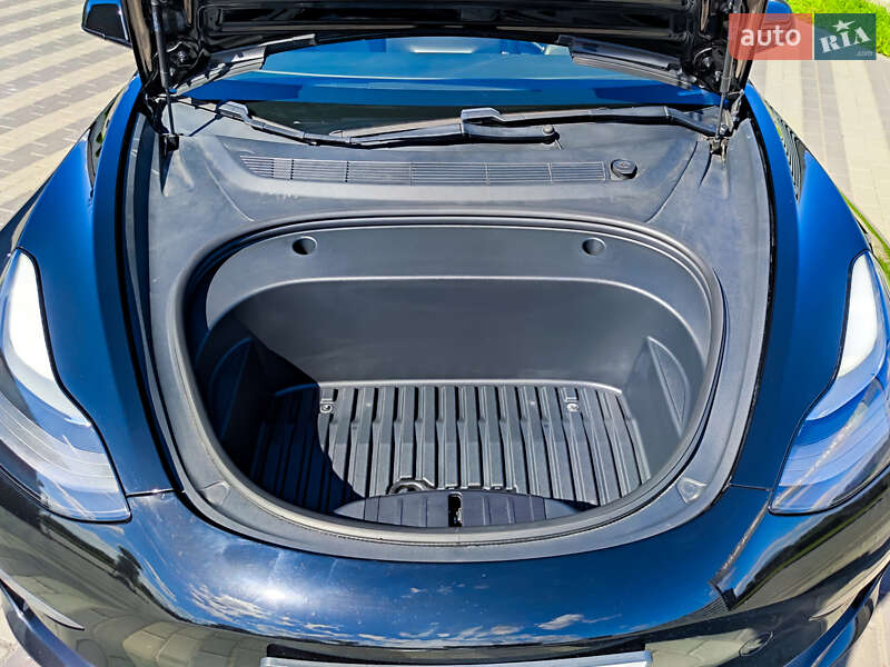 Седан Tesla Model 3 2021 в Киеве фото 12 Седан Tesla Model 3 2021 в Киеве