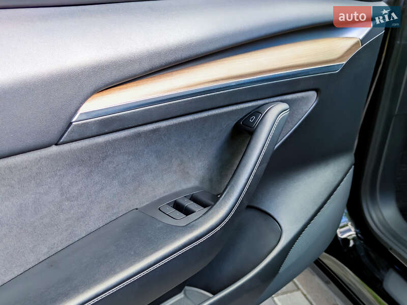 Седан Tesla Model 3 2021 в Киеве фото 19 Седан Tesla Model 3 2021 в Киеве
