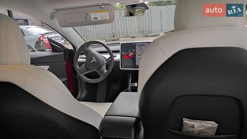 Седан Tesla Model 3 2019 в Харькове